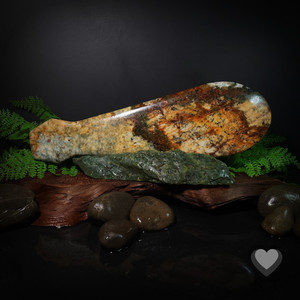 Calcatta Mapere Patu - Large Kowhatu Taonga