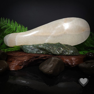 Products: Honey Onyx Mapere Patu - Large Kowhatu Taonga