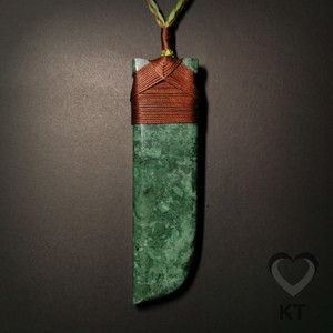 Products: Green Mapere Niho - XL Kowhatu Taonga