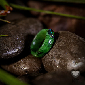 Pounamu Ring with Black Opal Insert Kowhatu Taonga