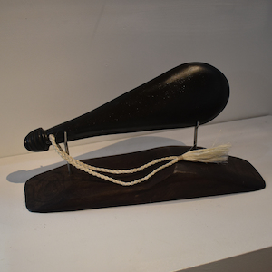 Products: Keiron Toa – Patu Onewa On Stand (AG KT-1)