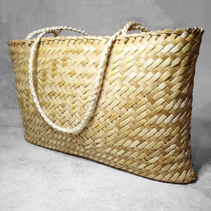 Anna Bowen – Kete Whakairo Rau Kumara