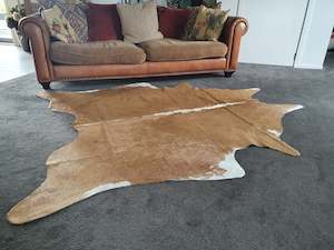 Black And White Cowhides: Natural Brazilian Cowhide - Caramel & Ivory