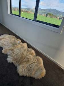 Plush Sheepskin Rugs: NZ Longwool Double Sheepskin by Fibre by Auskin - Nappa