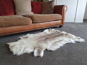 Scandinavian Reindeer Rugs: Light Reindeer Rug