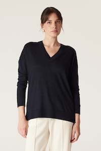 Cable The Saxon Fine Merino Jumper - Navy
