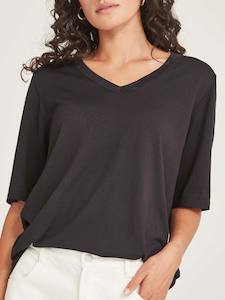 Vera V-Knit Tee - Black