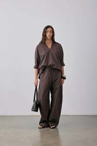 Gregory: Meyer Pant - Barolo