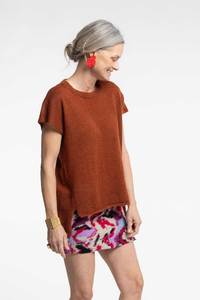 Knitwear: Louie Vest - Bark