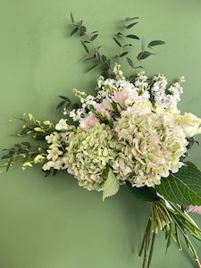 Whites & Greens Bouquet - LA FEMME FLEUR
