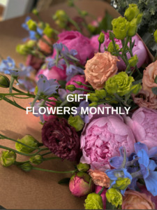 Products: Gift Flowers Monthly - LA FEMME FLEUR