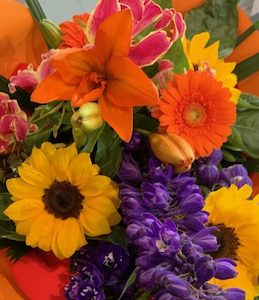Vibrant Bright Bouquet - La Fleur