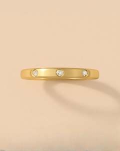 Rings: Classic 3-Stone Diamond Band in 10K Yellow Gold