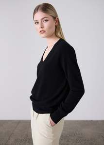 Amy Cashmere V-Neck - Black
