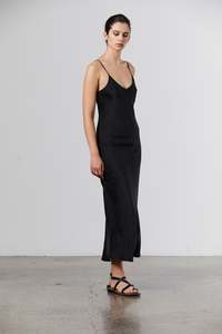 Silk: Silk Satin Slip - Black