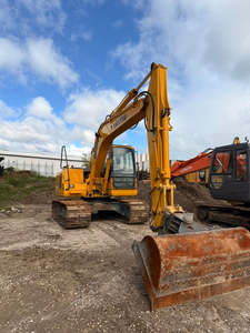 Komatsu PC130-7