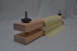 Frontpage: Book clamp