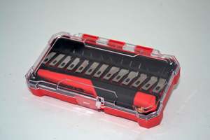 Clearance: scalpel set