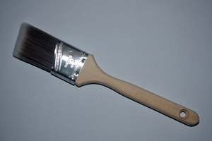 Angled glue brush