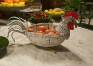 pot: Hen Egg Basket