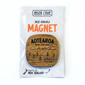 Products: Mountains NZ Rimu Magnet