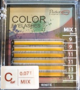Products: Colour lashes White Mini Tray .07 Mixed C Curl ⋆ Lashworx