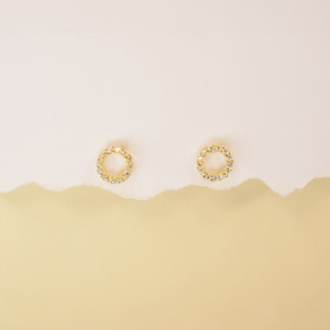 Radiant halo studs
