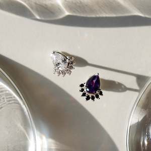 Silver Piercings All: Dreamscape teardrop piercing