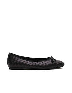 Ballet Flats: Kitty Ballet Flat - Black