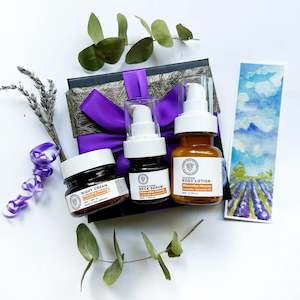 Lavandula Angustifolia: Manuka Honey Lavender Skin Care Giftset