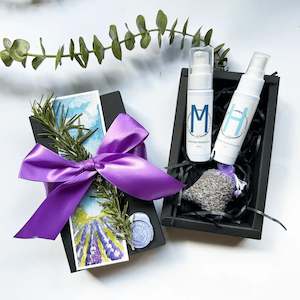 Small Gift Boxes Nz: Charming Bridesmaid Gift Box