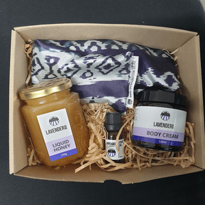 Products: Indulgence Gift Box