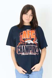 Womens: Vintage Denver Broncos NFL Tee L