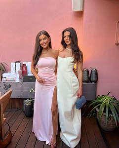 Bump Friendly: Mode Mila - Remi Dress in Ribbon Pink