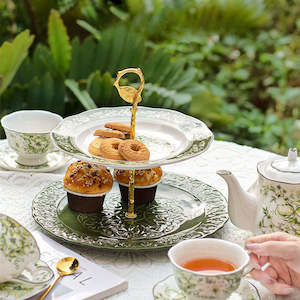 Maria French Vintage 2 Tier Cake Stand 22.5/28cm - Forest Green