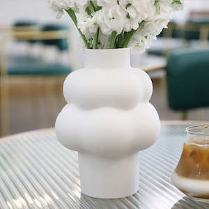 Georgia J Balloon Vase 200mm - Pure White