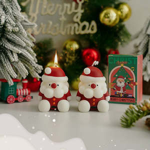 Luna Handmade Scented Santa Christmas Candle with Gift Pack - English Pear