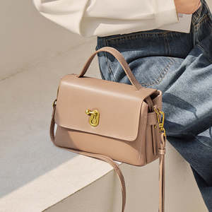 Bags: Fashion Handbag High-grade Crossbody Ins