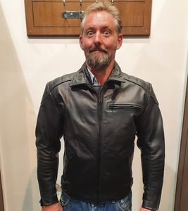 Products: Motorcycle Leather Jacket EG88028 – LeatherDirect