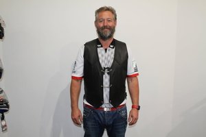 Products: Overbike Vest – LeatherDirect