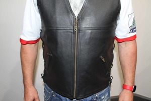 Products: Big Twin Vest – LeatherDirect