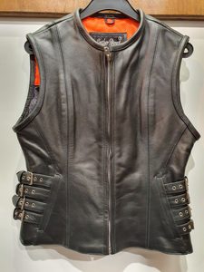 Products: Ladies Leather Vest V2 – LeatherDirect