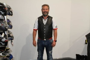 Products: Side Seam Vest – LeatherDirect