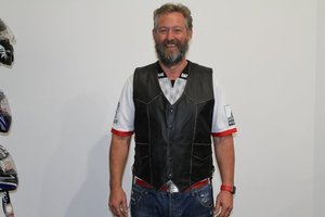 Products: Embossed Leather Vest Rub-off – LeatherDirect
