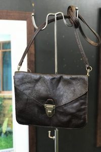 Products: Leather Bag – Shoulder clutch