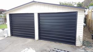 Colorsteel Tilt Door