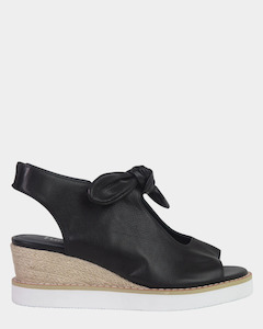 Hinako Mossman Black Wedge