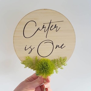 Cake Toppers: Foliage Cake Topper