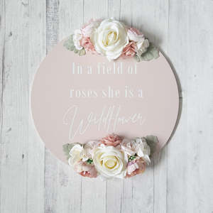 In a field of Roses - 30cm