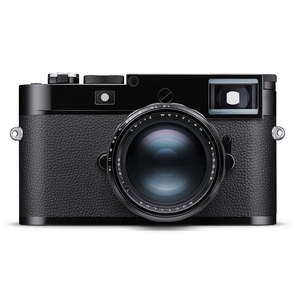 M Cameras: LEICA M11 GLOSSY BLACK PAINT